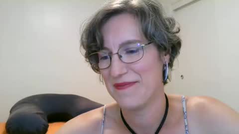 Ameliaishka online show from September 2025 04:03:01 AM