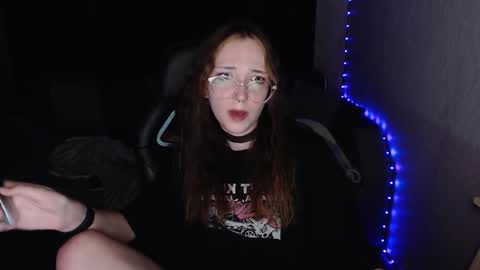 Snapshot of ameliakamishiro chatting on October 2025 08:40:01 PM Amelia online show from October 2025 08:40:01 PM