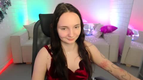 Amelia online show from February 2025 08:29:01 AM