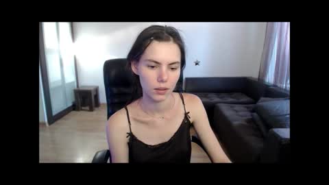 Amelie online show from September 2025 02:38:02 PM