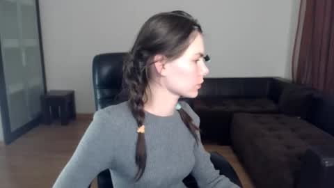 Amelie online show from September 2025 04:45:02 PM