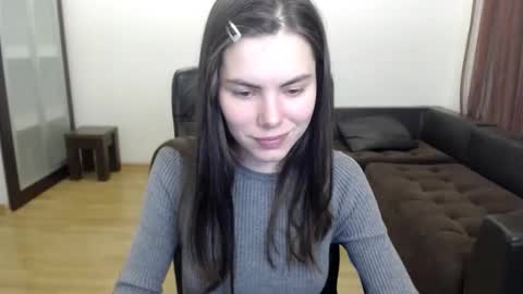 Amelie online show from October 2025 04:00:01 PM