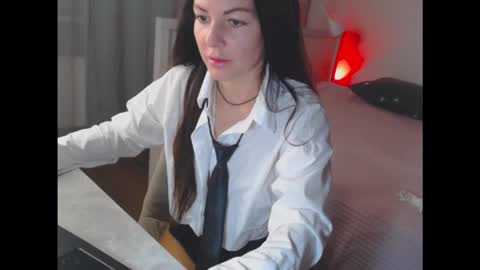 Snapshot of amelinamersi chatting on September 2025 04:18:01 PM amelinamersi online show from September 2025 04:18:01 PM