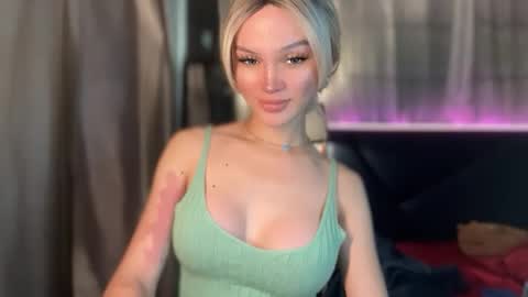 Snapshot of amelinckx chatting on September 2025 11:26:01 PM amelinckx online show from September 2025 11:26:01 PM