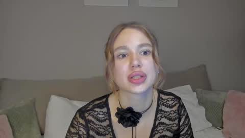 Stefa online show from September 2025 09:16:02 PM