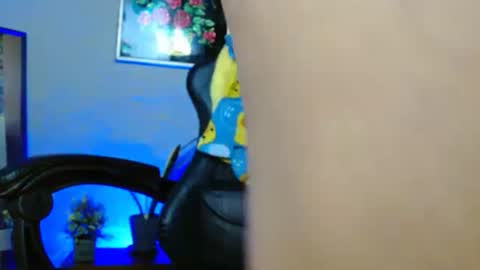 Snapshot of ames9001 chatting on October 2025 12:17:02 PM Mari online show from October 2025 12:17:02 PM