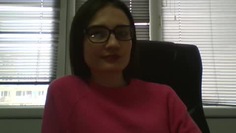 Julia  online show from February 2025 11:11:02 AM