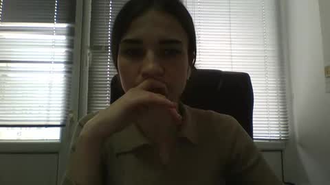Julia  online show from February 2025 10:05:02 AM