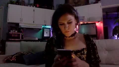 Velvet Amethyst online show from September 2025 03:31:01 AM