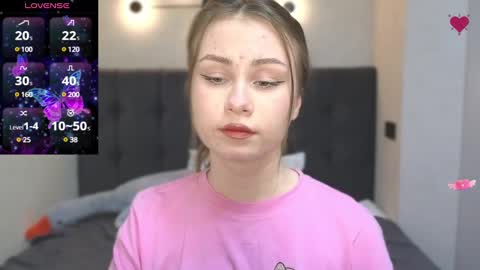 Snapshot of amina_lux chatting on January 2025 02:21:02 AM Amina online show from January 2025 02:21:02 AM
