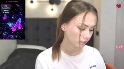 Snapshot of amina_lux chatting on January 2025 11:59:01 PM Amina online show from January 2025 11:59:01 PM