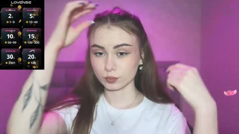 Snapshot of amina_lux chatting on January 2025 11:53:02 PM Amina online show from January 2025 11:53:02 PM