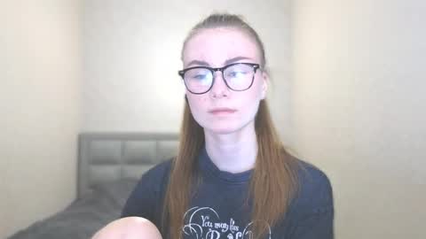 Snapshot of amina_lux chatting on March 2025 11:11:01 PM Amina online show from March 2025 11:11:01 PM