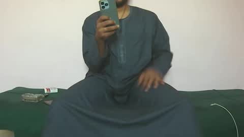 Amir online show from October 2025 03:07:02 PM