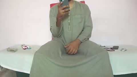 Amir online show from October 2025 09:19:02 AM