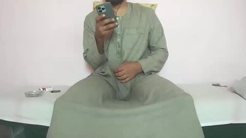 Amir online show from October 2025 08:26:02 AM