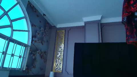 Amira online show from September 2025 03:22:01 PM