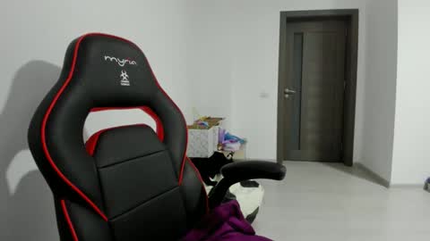 Snapshot of amiraisa chatting on September 2025 01:29:02 AM Amiraisa online show from September 2025 01:29:02 AM