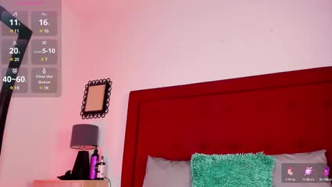 Snapshot of ammbar_foxx chatting on February 2025 11:44:02 AM ambar online show from February 2025 11:44:02 AM