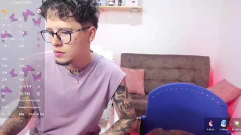 ammy and thyler online show from December 2024 09:06:02 AM