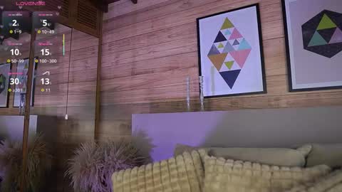 Snapshot of ammyscott1 chatting on October 2025 10:43:02 PM Ammy Scott online show from October 2025 10:43:02 PM