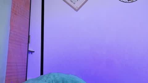 Amon online show from October 2025 01:49:01 AM