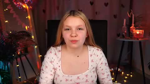 Tessa  online show from February 2025 04:50:02 PM