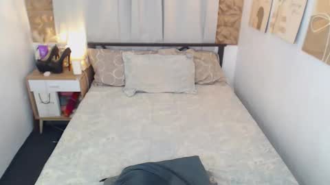 Snapshot of amorgisela chatting on November 2025 04:13:02 AM amorgisela online show from November 2025 04:13:02 AM