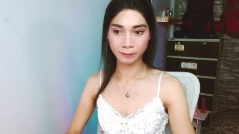 Snapshot of amorous_tina chatting on November 2025 10:09:01 AM Tina online show from November 2025 10:09:01 AM