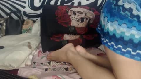 Snapshot of amuy_amuy chatting on November 2025 09:36:02 PM Amuy online show from November 2025 09:36:02 PM