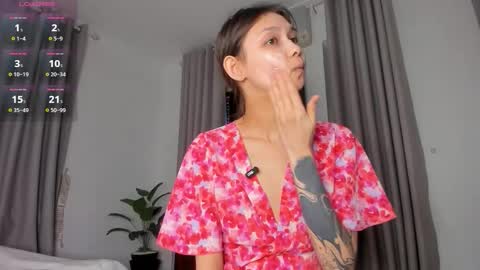 Amy online show from November 2025 11:06:01 PM