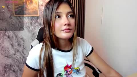 Amy online show from October 2025 07:56:02 PM