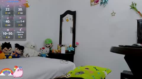 Snapshot of amy_jones07 chatting on October 2025 12:17:02 PM Amy online show from October 2025 12:17:02 PM