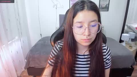 Amy sophia 3 online show from September 2025 11:57:01 AM