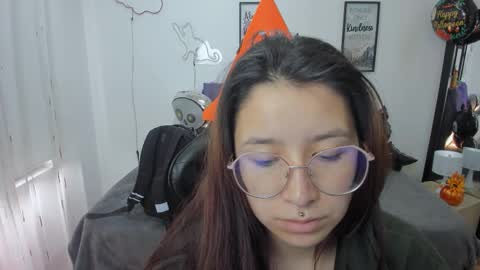 Amy sophia 3 online show from October 2025 12:42:02 PM