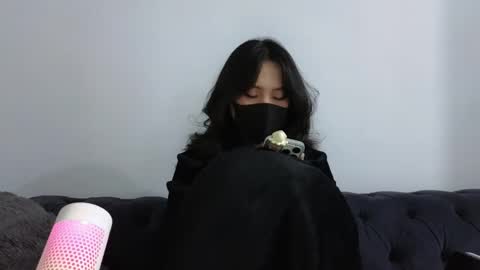 girl next door named Amy online show from January 2025 04:32:01 AM