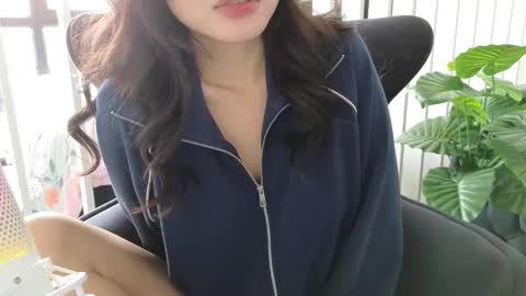 girl next door named Amy online show from February 2025 07:40:01 AM