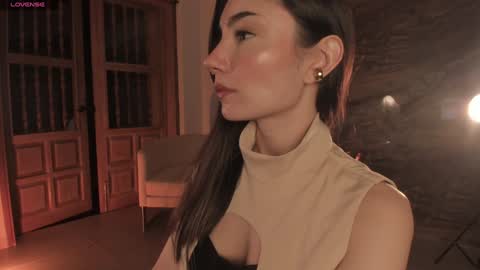 Amy Armstrong online show from December 2024 11:39:01 PM