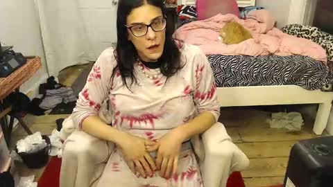Snapshot of amyattack chatting on January 2025 10:31:01 AM Trashely Gimpson online show from January 2025 10:31:01 AM