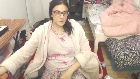 Snapshot of amyattack chatting on March 2025 10:28:02 AM Trashely Gimpson online show from March 2025 10:28:02 AM