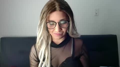 Snapshot of amycosplay99 chatting on January 2025 01:54:01 AM amycosplay99 online show from January 2025 01:54:01 AM