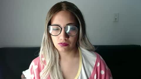 Snapshot of amycosplay99 chatting on February 2025 12:36:02 AM amycosplay99 online show from February 2025 12:36:02 AM