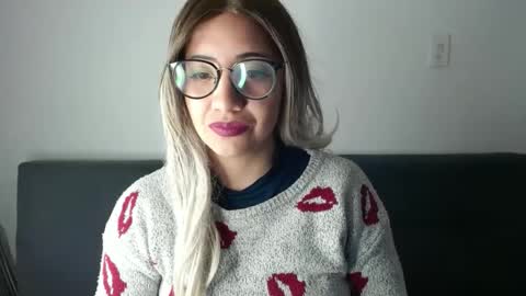 Snapshot of amycosplay99 chatting on February 2025 04:39:02 AM amycosplay99 online show from February 2025 04:39:02 AM