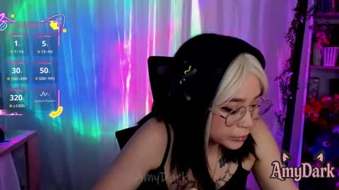 Amy online show from October 2025 11:22:02 PM