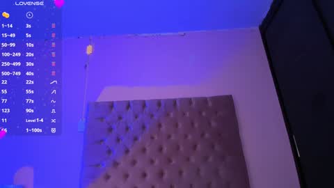 Snapshot of amyolimpo chatting on February 2025 03:52:01 AM Amy ... Nice to meet u thumb up me please its important online show from February 2025 03:52:01 AM