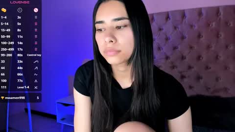 Snapshot of amyolimpo chatting on March 2025 10:59:02 AM Amy ... Nice to meet u thumb up me please its important online show from March 2025 10:59:02 AM