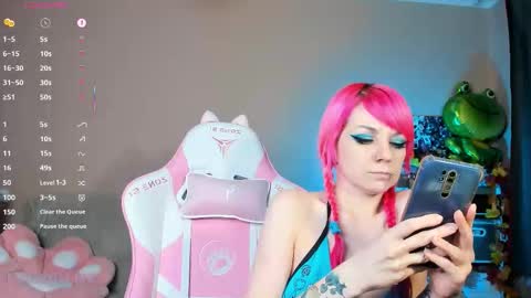 Snapshot of amyrose69 chatting on October 2025 07:34:01 PM Amy Rose online show from October 2025 07:34:01 PM