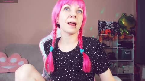 Snapshot of amyrose69 chatting on October 2025 08:20:02 PM Amy Rose online show from October 2025 08:20:02 PM