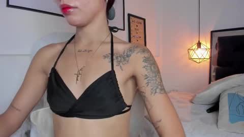 Amy online show from October 2025 01:45:02 PM