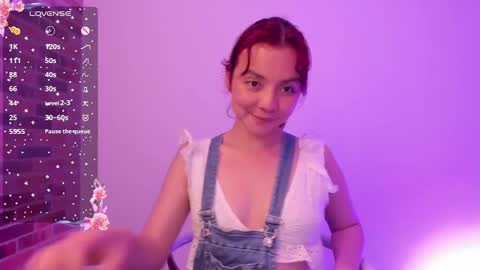 Snapshot of amysweet77 chatting on October 2025 12:58:01 AM Madi online show from October 2025 12:58:01 AM